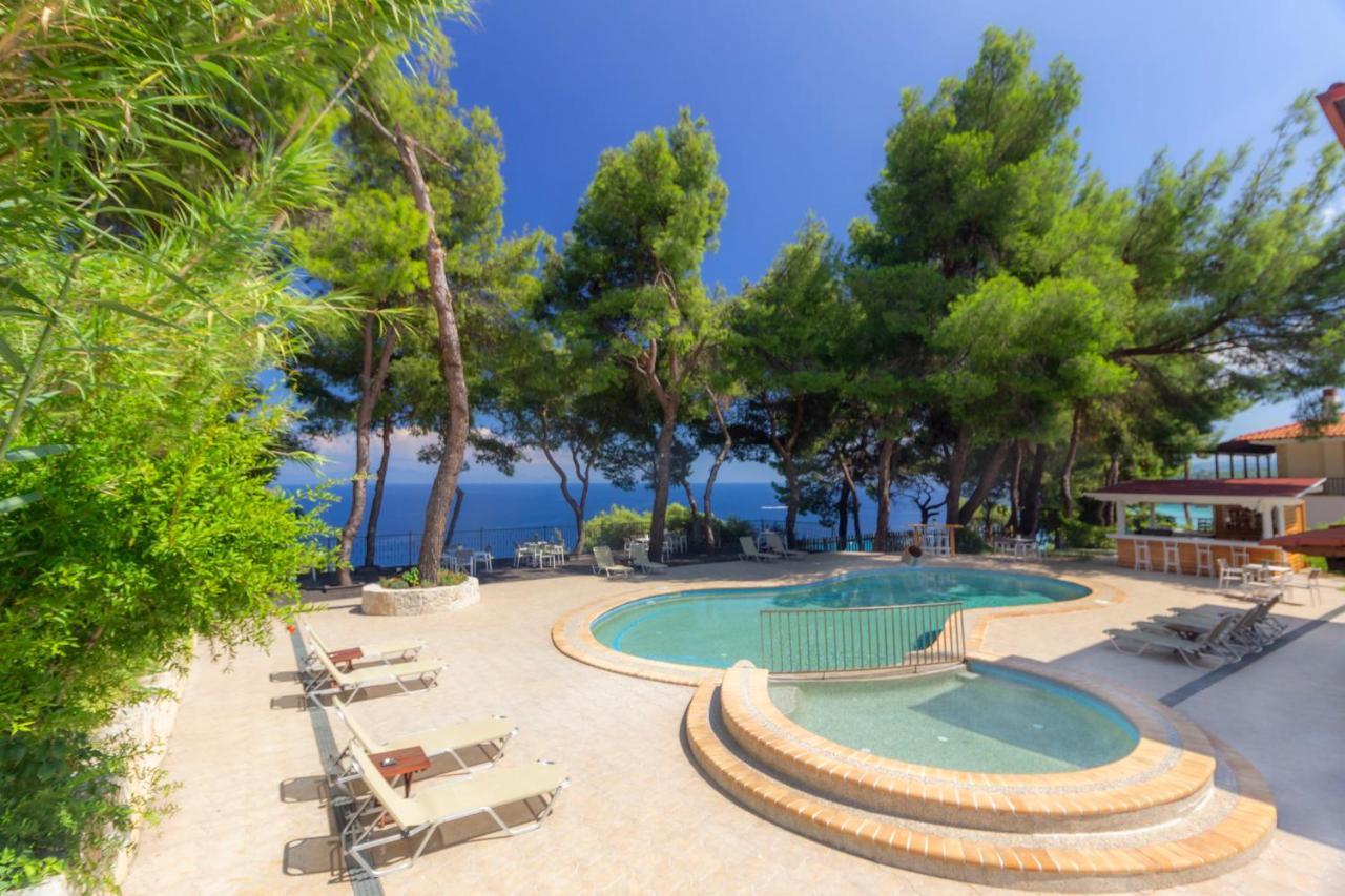 Evripidis Hotel Afytos Exterior foto